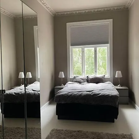Fancy By Royal Palace Apartment *